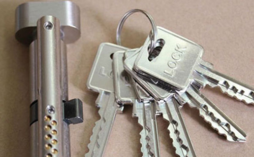 杭州車(chē)門(mén)鎖了鑰匙在里面進(jìn)不去怎么辦